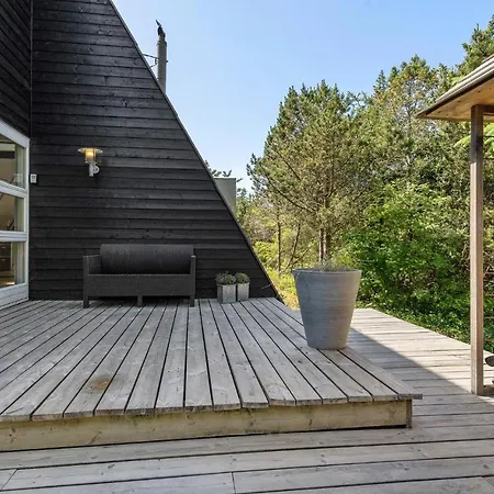 Two-bedroom In Ulfborg *